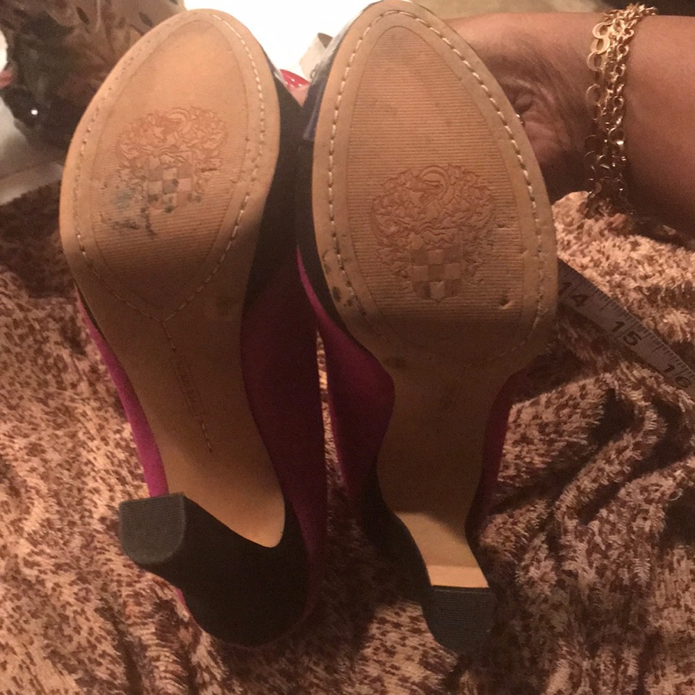 Vince Camuto stack Color block high heels - Picture 8 of 8